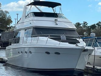 53' Carver 1998 Yacht For Sale